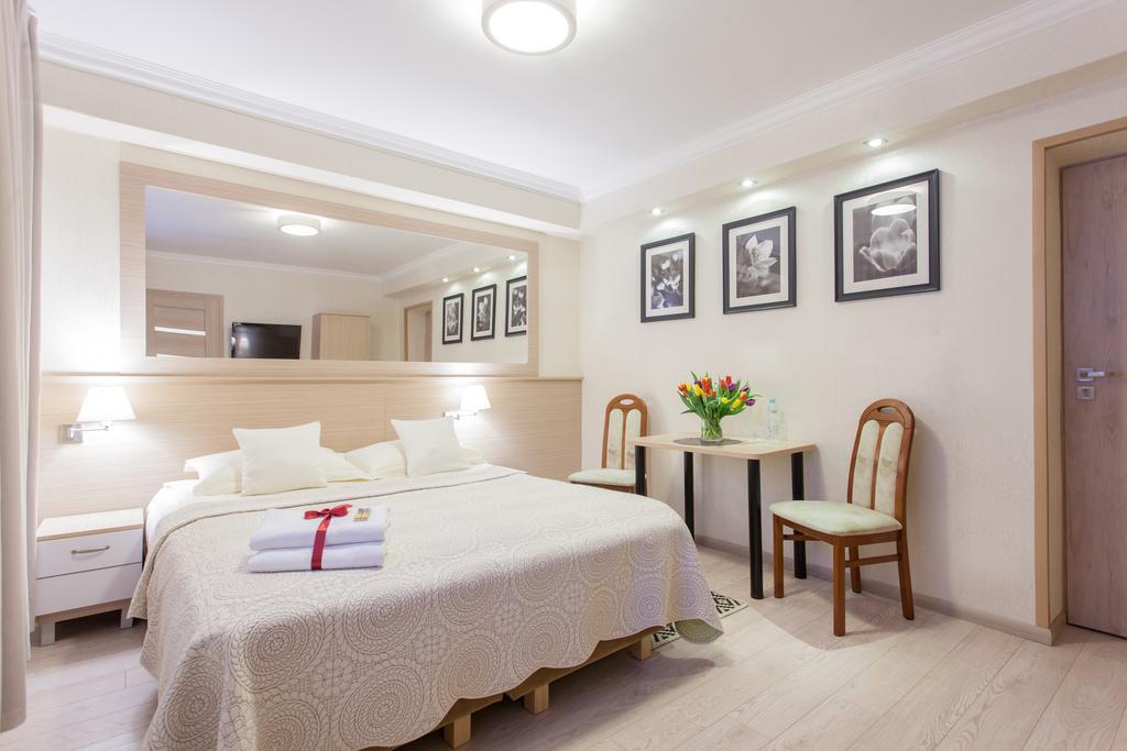 Villa Anna Gdansk - Noclegi Rooms - Free Parking ภายนอก รูปภาพ