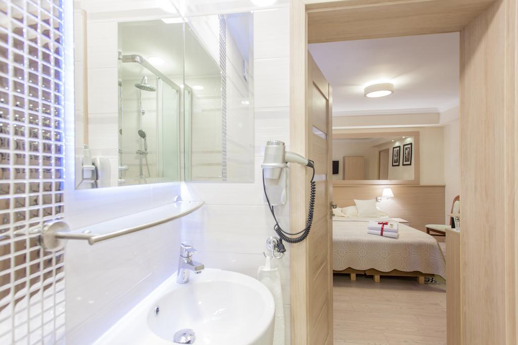 Villa Anna Gdansk - Noclegi Rooms - Free Parking ภายนอก รูปภาพ