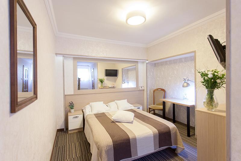 Villa Anna Gdansk - Noclegi B&B, Free Parking ภายนอก รูปภาพ